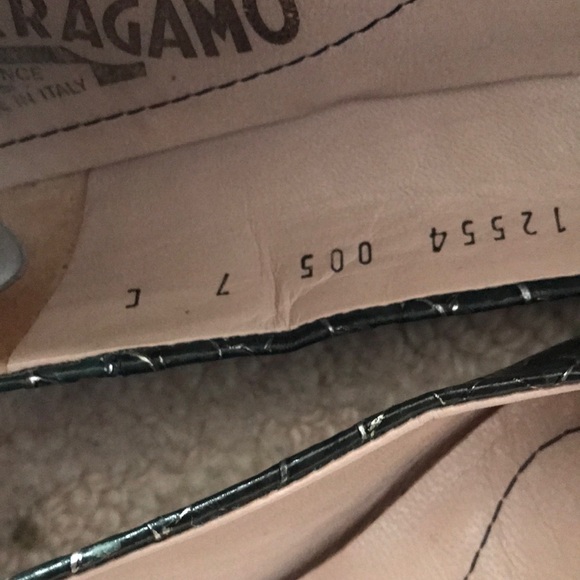 Ferragamo Python Leather Blue VarinA Flats 7 C - Picture 3 of 8